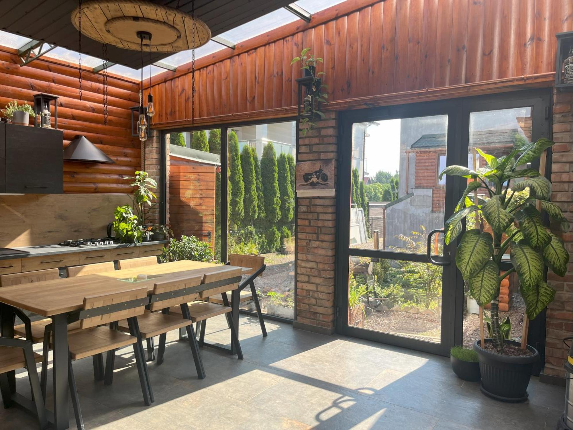 Apartament Oranzeria Kielce Kültér fotó